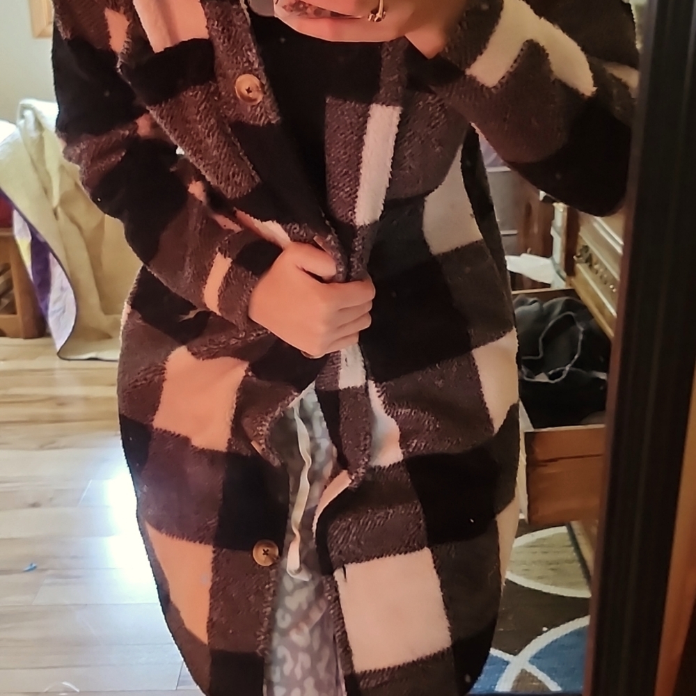 Black and white x brown plad winter coat by Ultra Flirt Brand new worn once